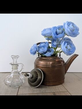 Vintage Copper Teapot, Hammered Kettle With White Knob And Nice Patina